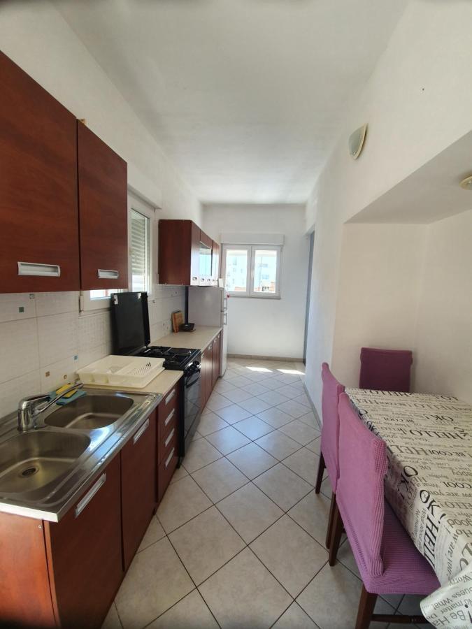 Apartman Dusanka Jovic Makarska Exterior foto
